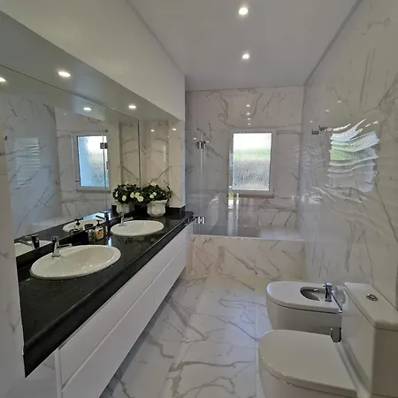 Luxury 3 Bedroom With Private Pool فيلة *