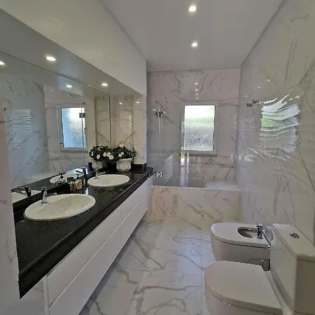 Villa Luxury 3 Bedroom With Private Pool