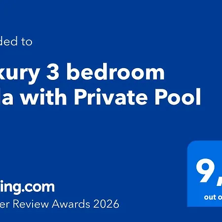 Luxury 3 Bedroom With Private Pool Villa *
