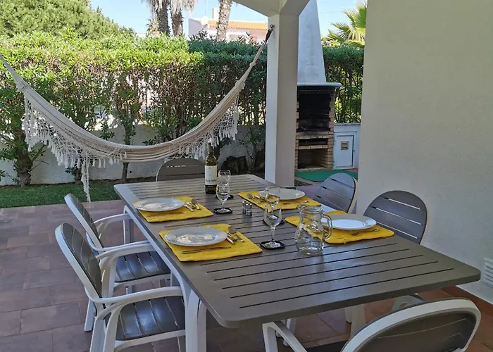 Villa Luxury 3 Bedroom With Private Pool *